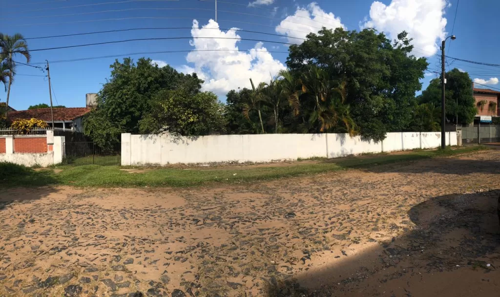 VENDO HERMOSO TERRENO EN BARRIO HERRERA - SUPERFICIE 721 M2 — foto 2