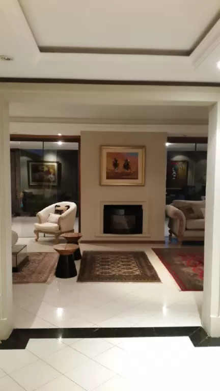 Residencia en los laureles Categoria Premium — foto 3