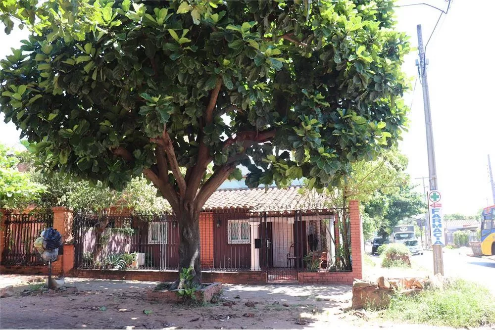 Vendo Casa en Cuarto Barrio de Luque — foto 2