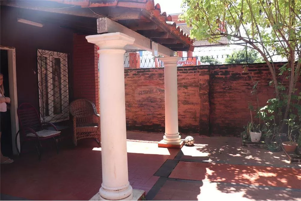 Vendo Casa en Cuarto Barrio de Luque — foto 3