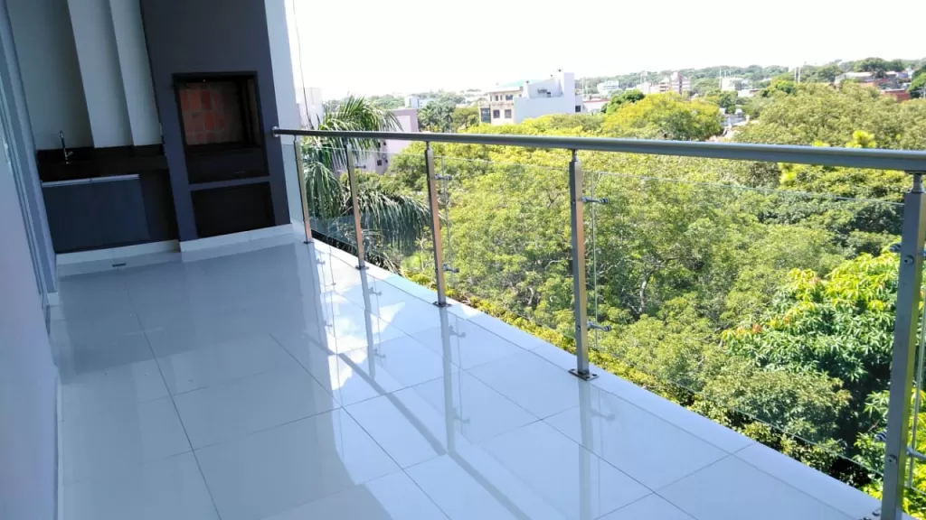 DEPARTAMENTO DE 2 HABITACIONES EN BARRIO MBURICAO — foto 3