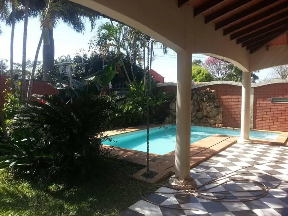 RESIDENCIA hermosa en san lorenzo...OFERTOO!! — foto 3