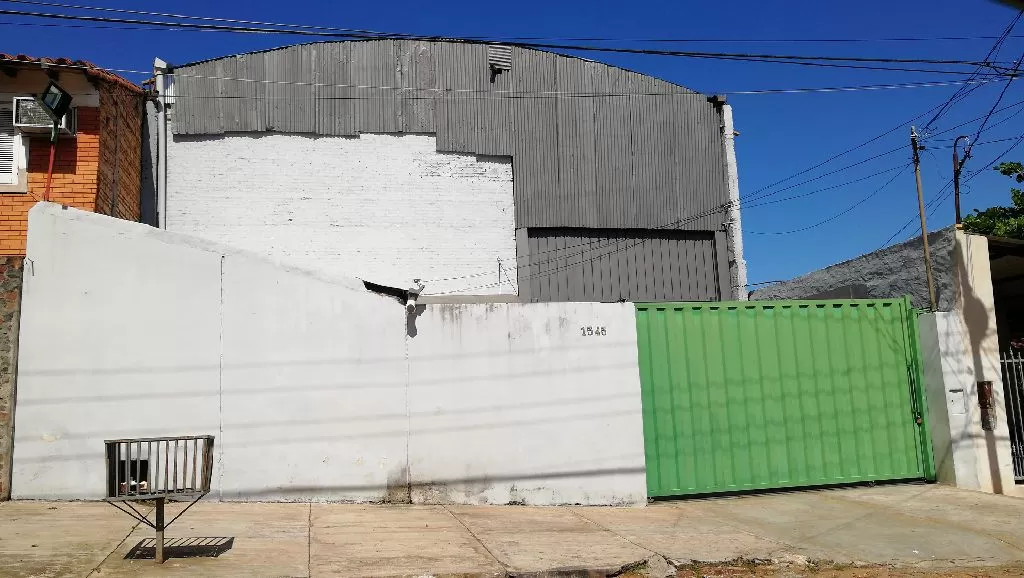 Gran deposito en Lambaré zona canal 13 — foto 2