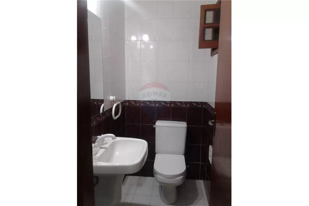 ALQUILO DUPLEX SOBRE MOLAS LOPEZ — foto 2
