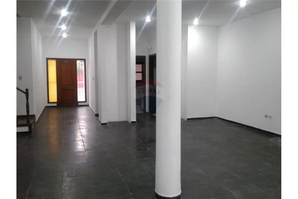 ALQUILO DUPLEX SOBRE MOLAS LOPEZ — foto 3