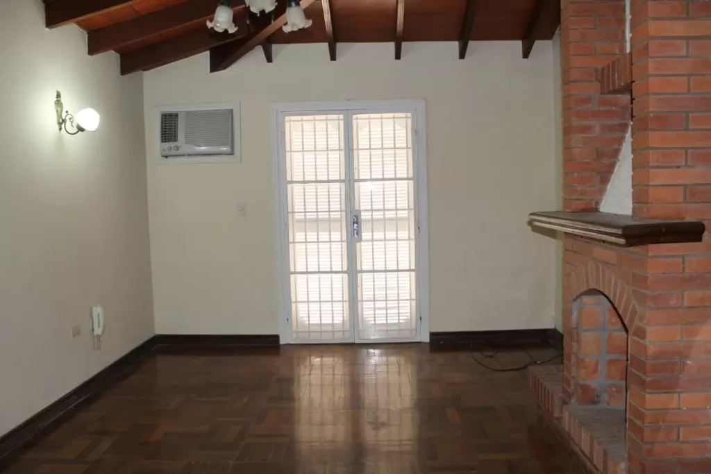 Alquilo Casa en Barrio Seminario — foto 2