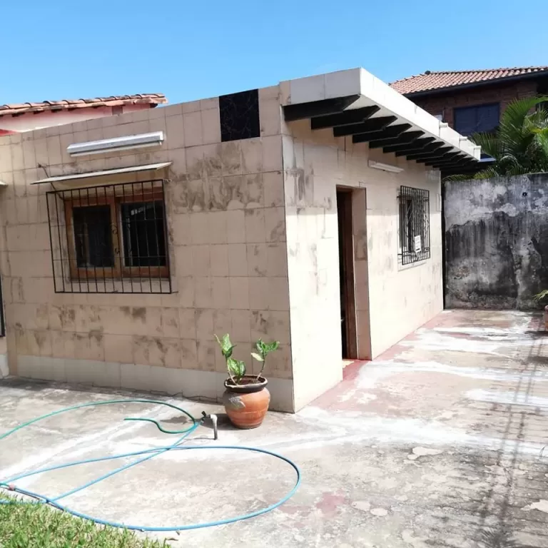 VENDO CASA EN EL BARRIO SANTA MARIA — foto 2