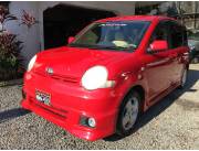 VENDO TOYOTA SIENTA - REC IMPORT - AÑO 2005 - COLOR ROJO - FULL EQUIPO - ANTAR AUTOMOTORES