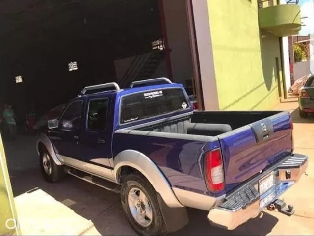 Camioneta doble cabina - Nissan Frontier 4x4 #1360160  en  Paraguay