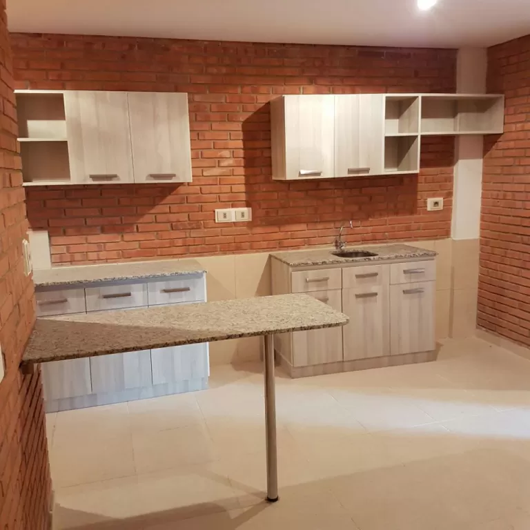 VENDO DEPARTAMENTO CON BALCON EN FNDO ZONA SUR - 1 DORMITORIO — foto 2