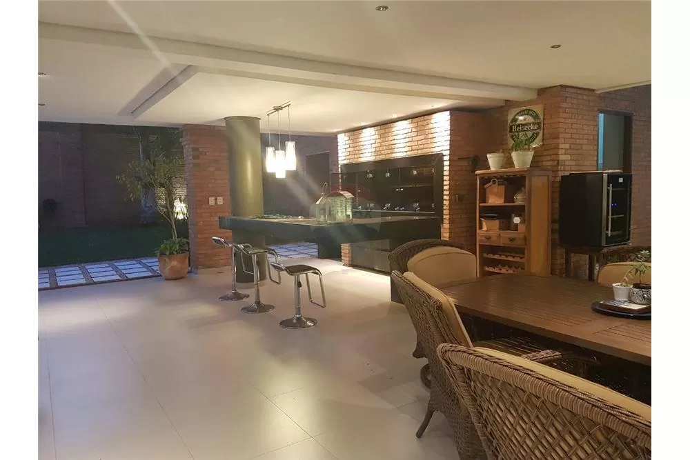 VENDO RESIDENCIA ZONA COLEGIO GOETHE YCUA SATI — foto 2
