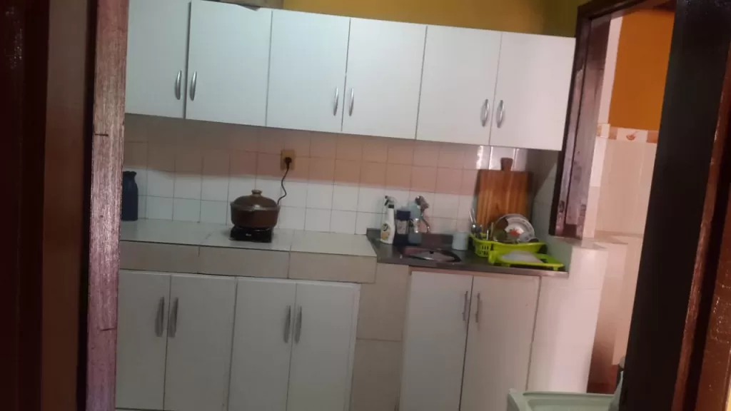 Vendo Casa, zona Canal 13, sobre Médicos del Chaco. — foto 3