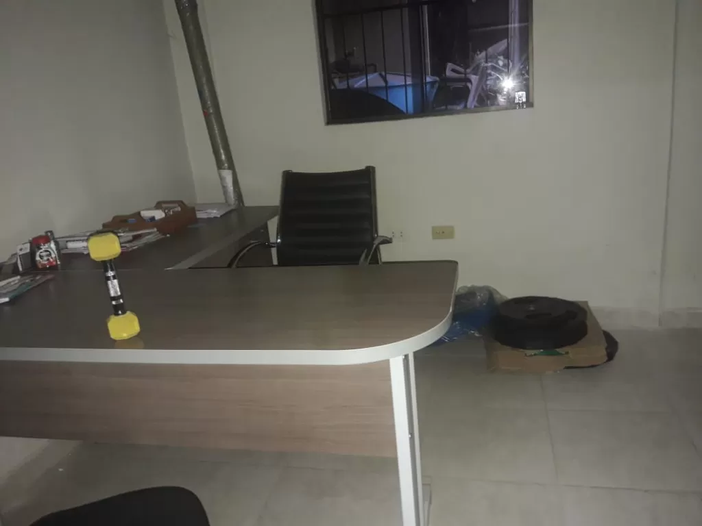 Propiedad con pequeño edificio en zona CIT — foto 3
