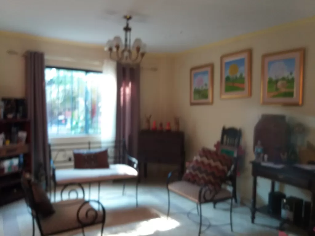 HERMOSA RESIDENCIA EN LAMBARÉ a una cuadrad de la Avda. 1º de marzo — foto 3