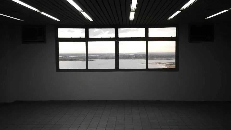 Alquilamos Oficina frente al congreso con vista a la costanera. — foto 3