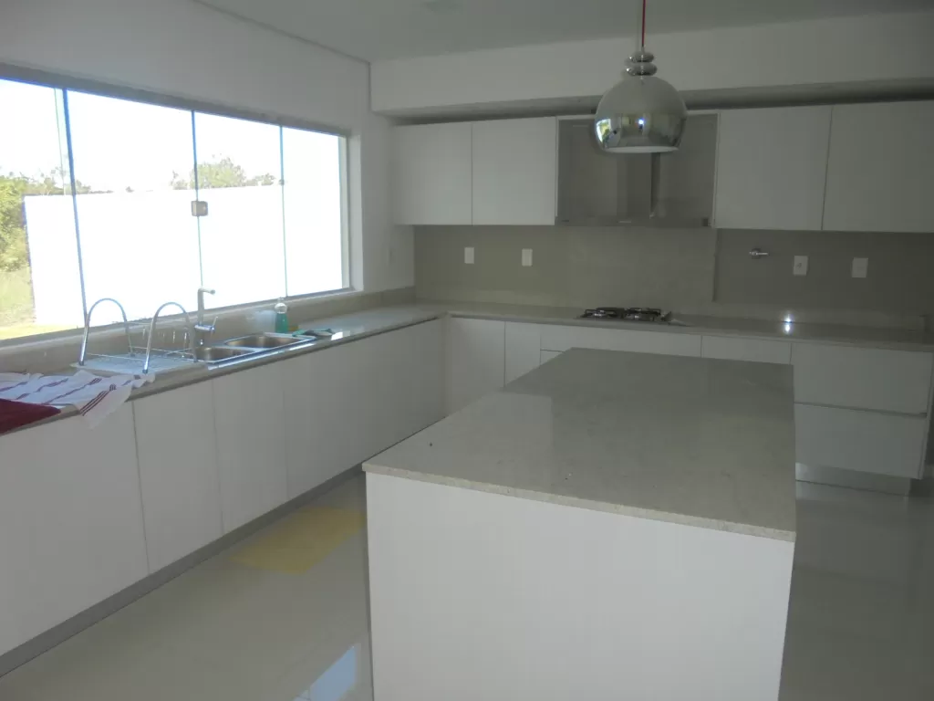 HERMOSA RESIDENCIA A ESTRENAR EN SURUBI-I — foto 3