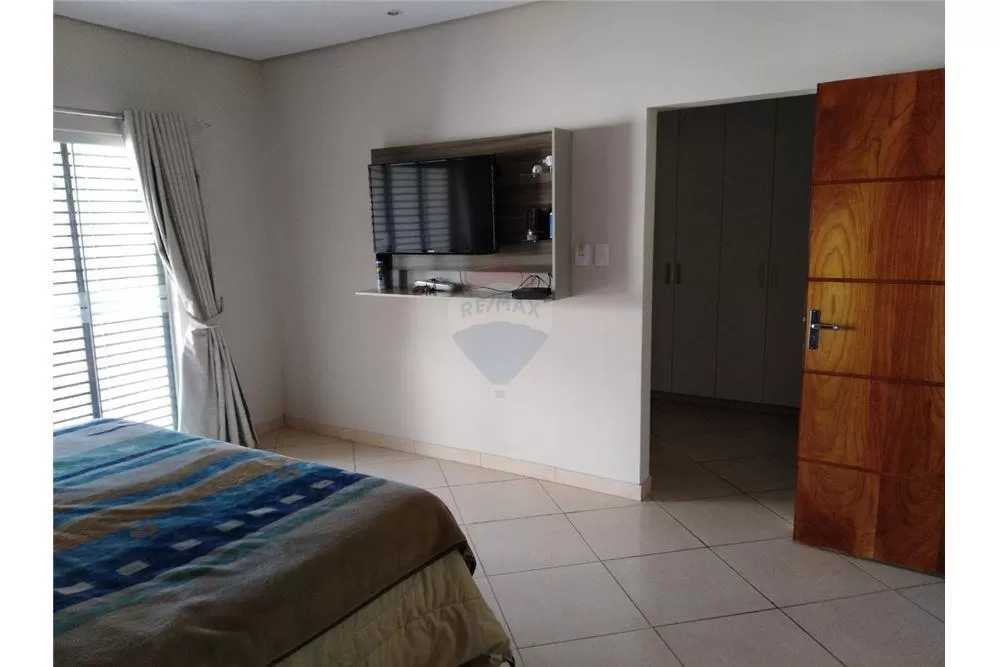 VENDO HERMOSA CASA en zona UNIVERSIDAD CATÓLICA CAMPUS — foto 3