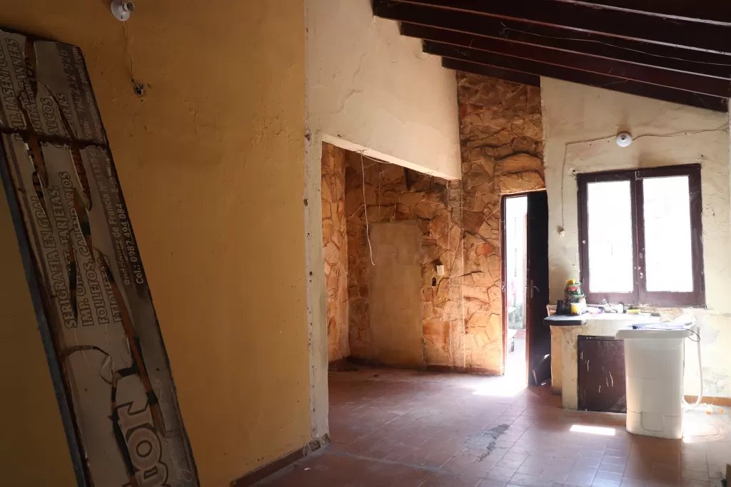 VENDO PROPIEDAD CON EDIF. A DEMOLER O REFACCIONAR — foto 2
