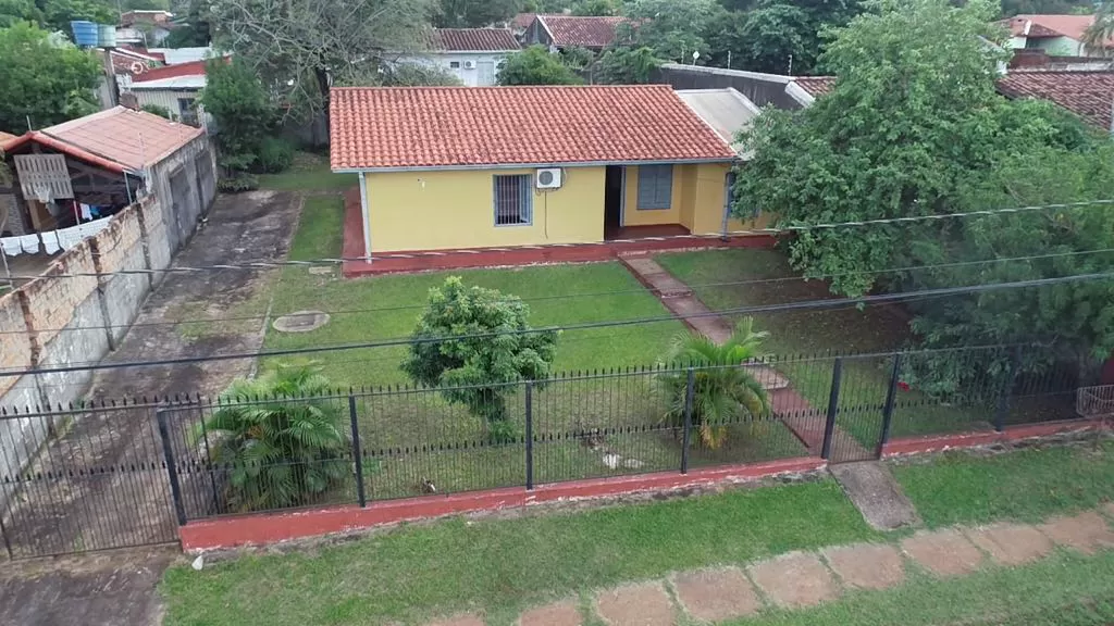 vendo hermosa residencia en el area 5, a 300 m de la Upe de Franco — foto 3