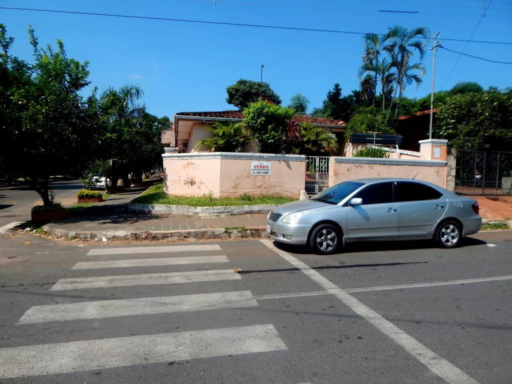 Vendo una casa en pleno centro de Luque — foto 2