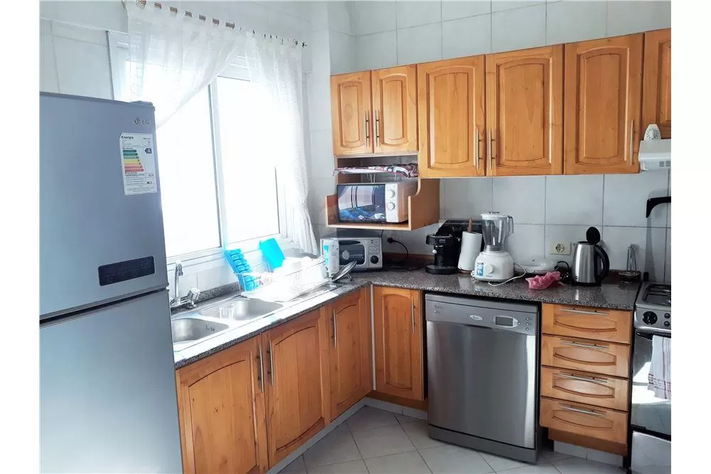 Alquilo Departamento Amoblado en Edificio Karimi 1,300 USD — foto 3