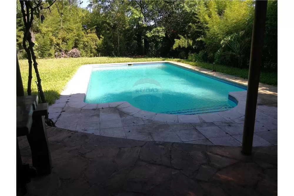 Casa con piscina en SURUBII 280,000 USD — foto 2