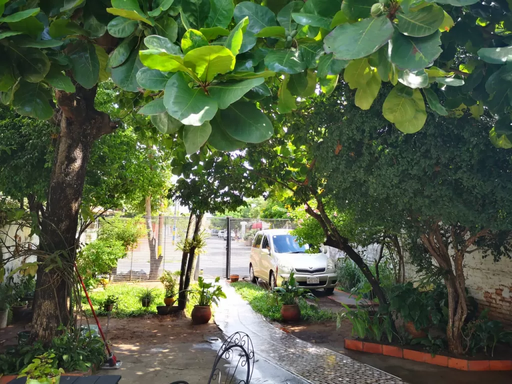 Venta de Casa - Zona Rakiura, Luque — foto 2