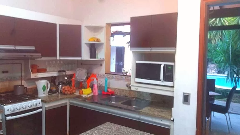 VENDO RESIDENCIA EN SANTA TERESA — foto 3