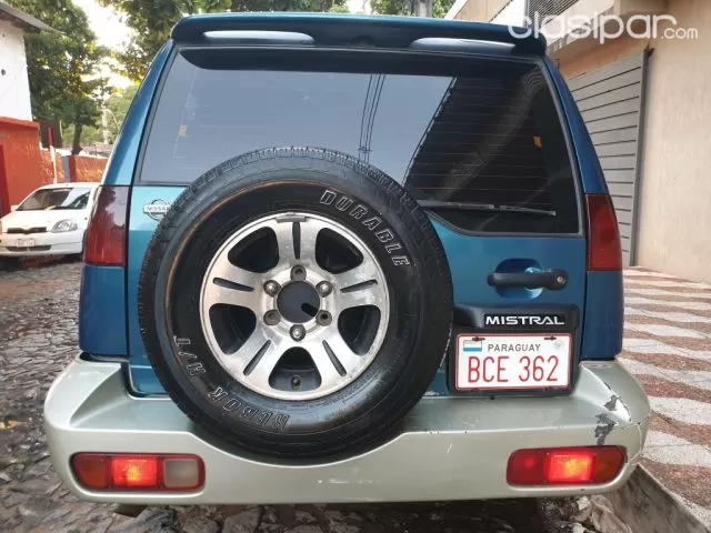 Nissan Mistral 1998 — foto 4