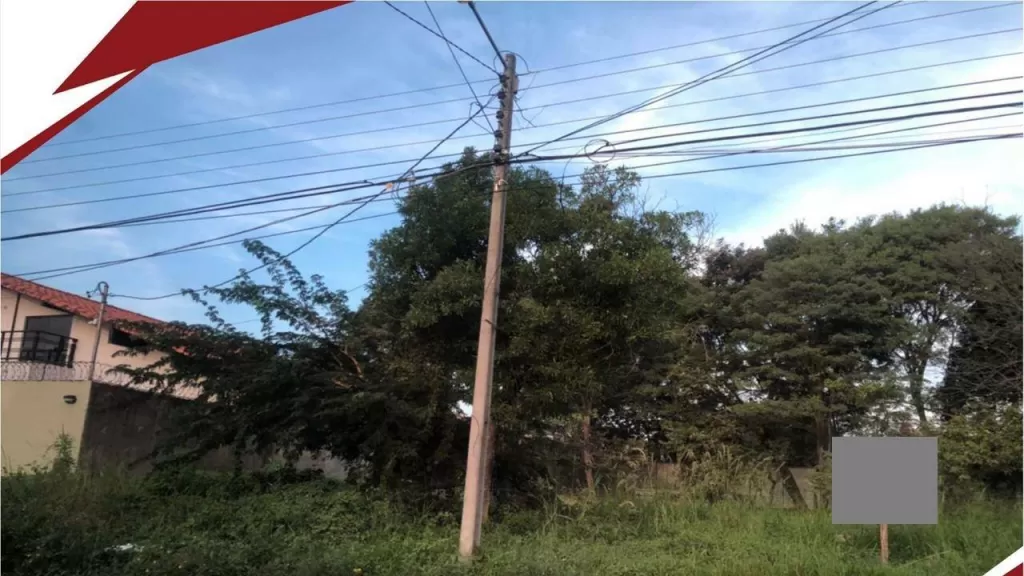 VENDO DOS TERRENOS JUNTOS SOBRE ASFALTO EN EL CENTRO DE LUQUE COD 2029 — foto 3