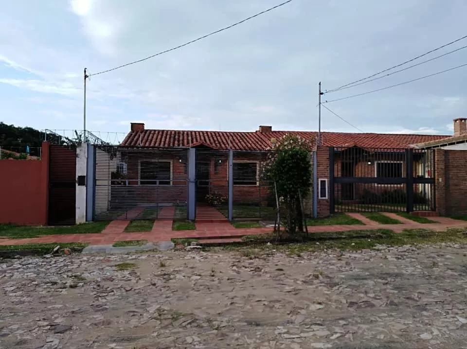 VENDO HERMOSO TERRENO EN MARIANO ROQUE ALONSO. A 5 CUADRAS DE LA MUNICIPALIDAD — foto 2