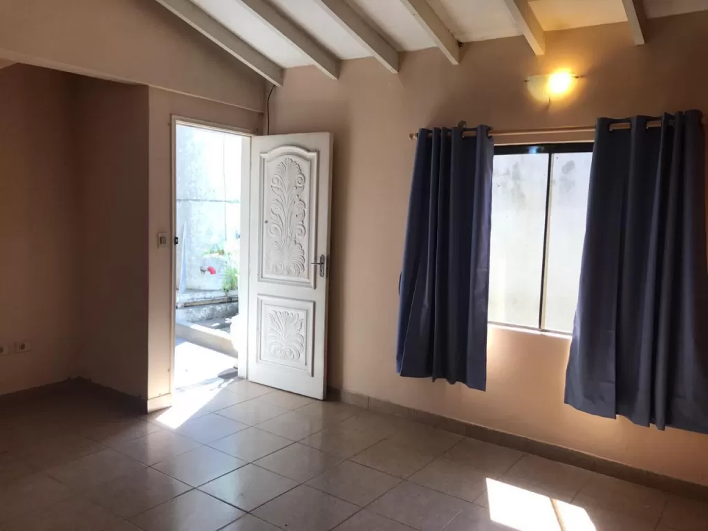 ZONA LOMA PYTA, MARIA SERRANA, DEPARTAMENTO DE 4 AMBIENTES. — foto 3
