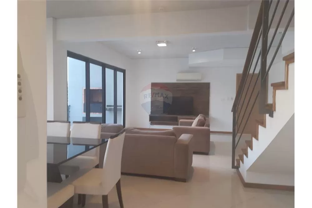 VENDO PENTHOUSE EN BARRIO CERRADO — foto 3