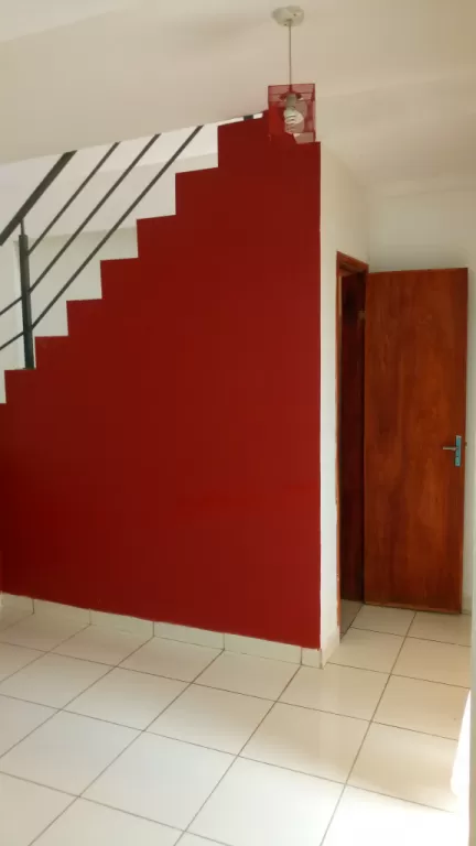 HERMOSA CASA EN MARIANO ROQUE ALONSO. ZONA CASA ROSADA, A UNA CUADRA DE LA TRANSCHACO. — foto 3