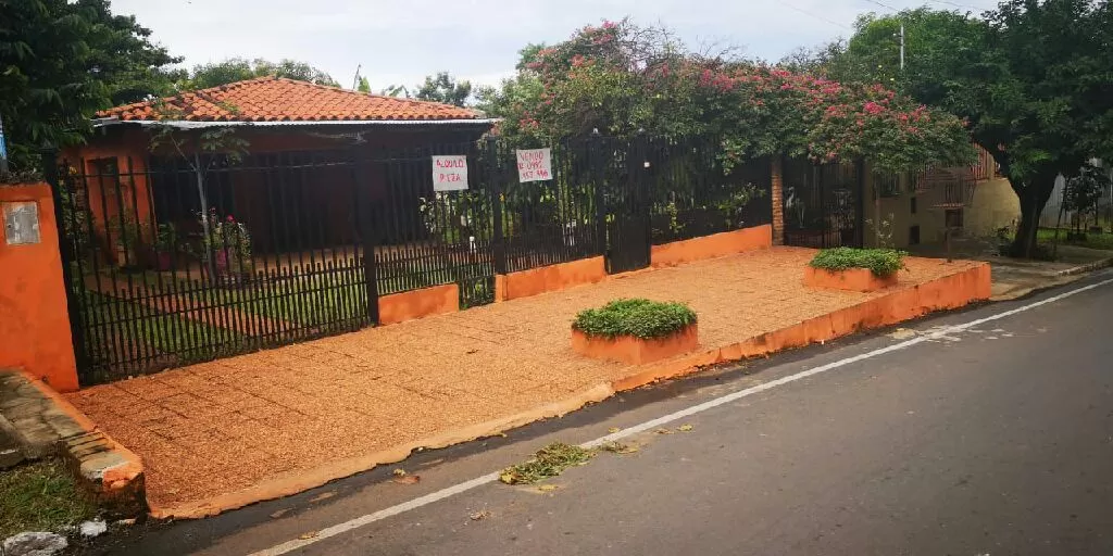 VENDO HERMOSA CASA EN FERNANDO DE LA MORA — foto 2
