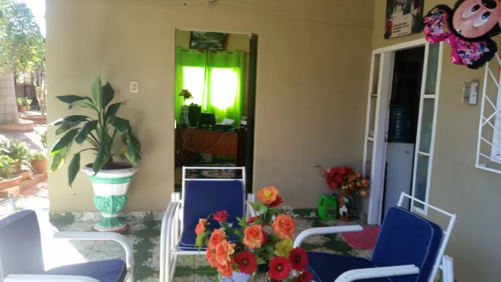 vendo lindo chalet en chore san pedro 25 X 50 mts terreno 1250mts2 — foto 2