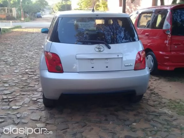 Toyota Ist 2003 - foto 5
