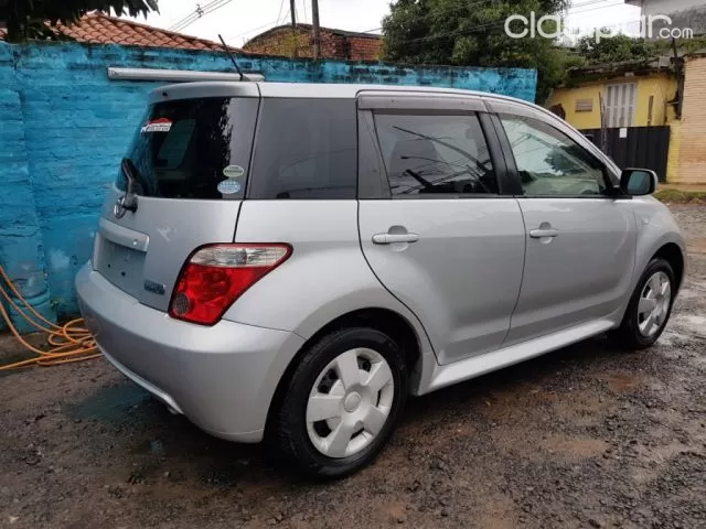 Toyota Ist 2006 - foto 3