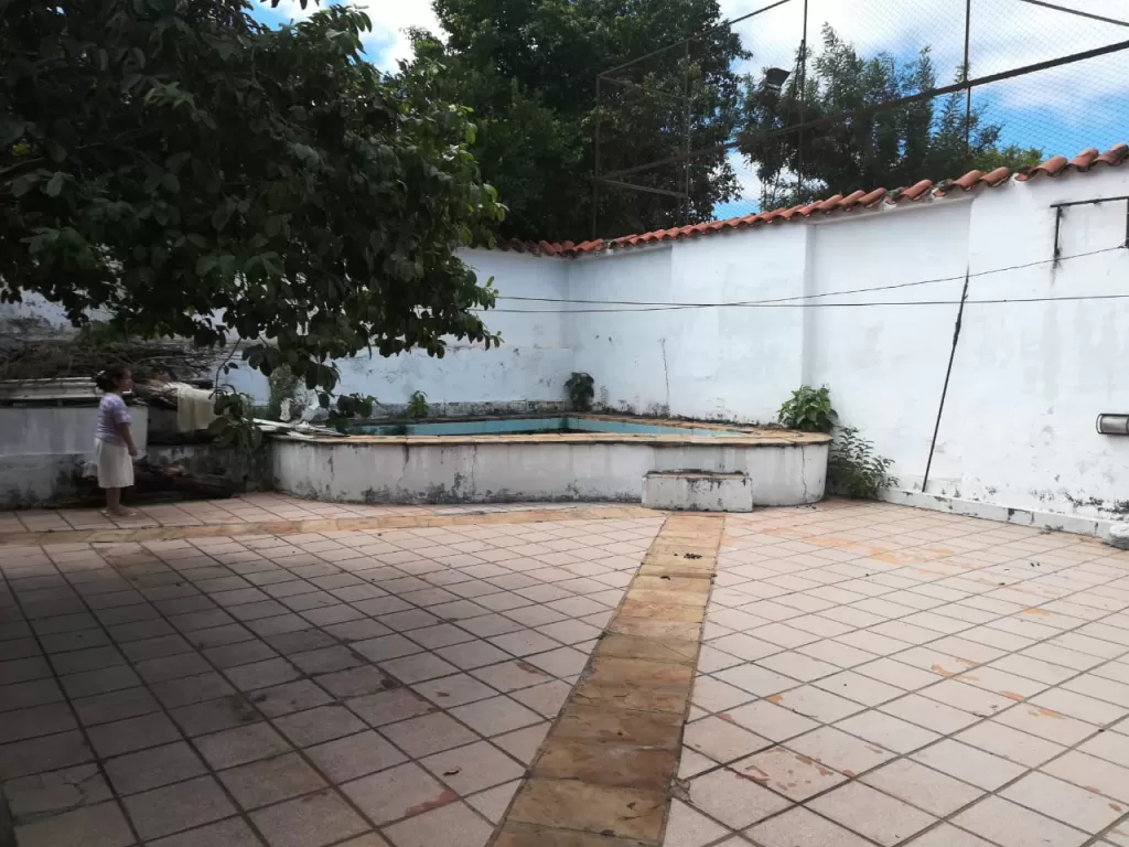 Vendo casa con renta barrio Obrero — foto 3