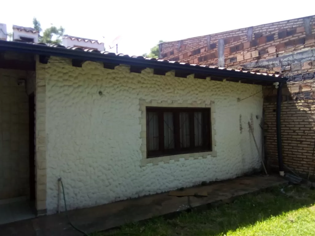 Alquilamos casa con salón en Ñemby — foto 3
