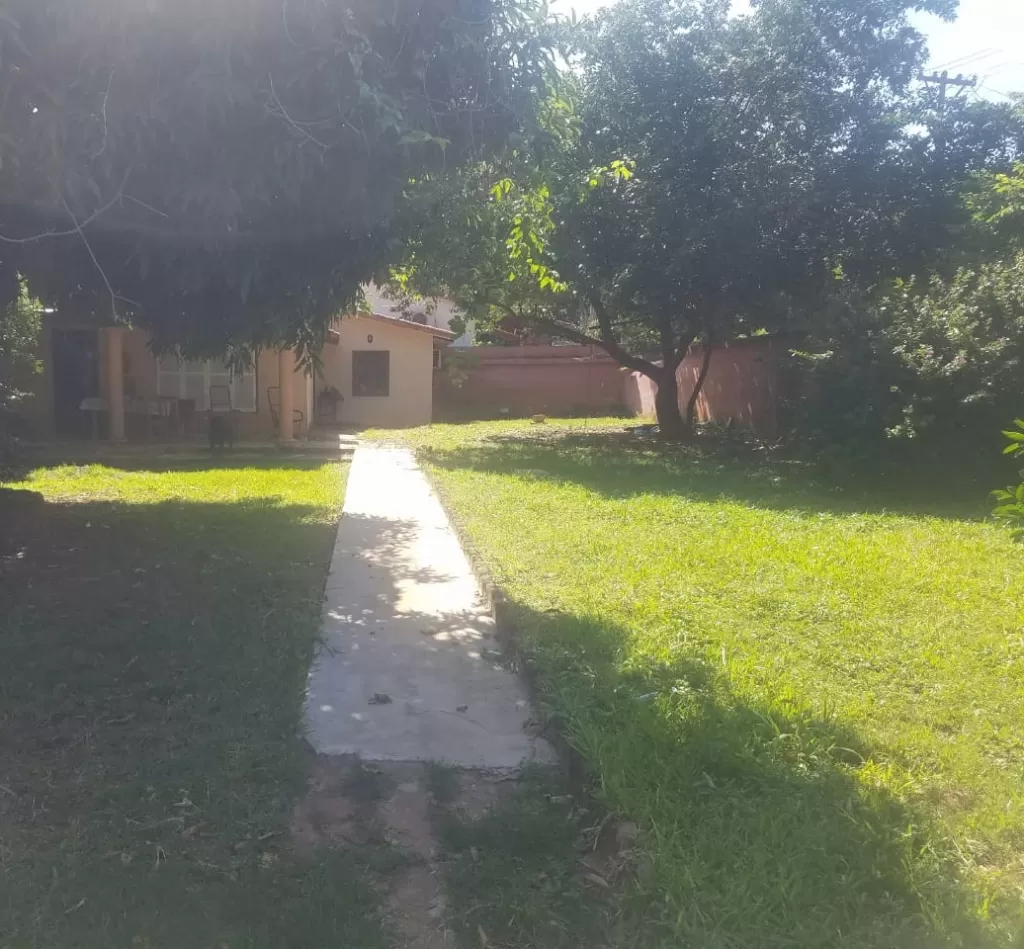 VENDO CASA CON PATIO AMPLIO ZONA RUTA 1 KM 17,5 CAPIATA — foto 3