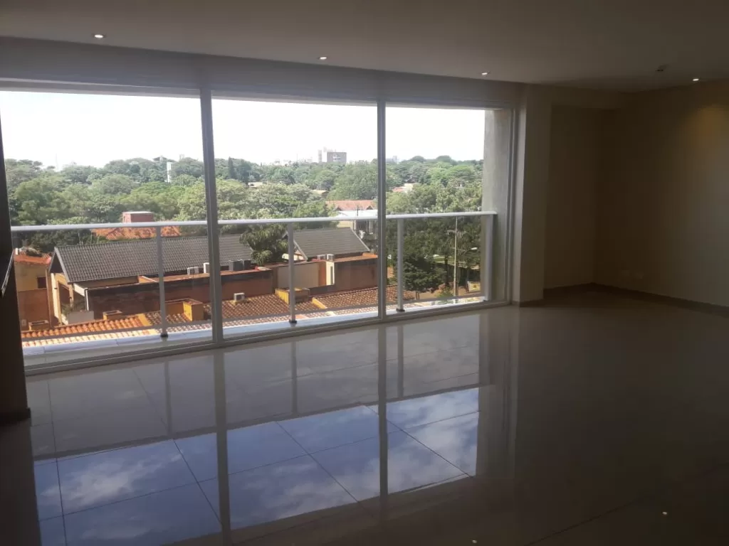 Vendo departamento en el Edificio Valencia zona villa morra — foto 3
