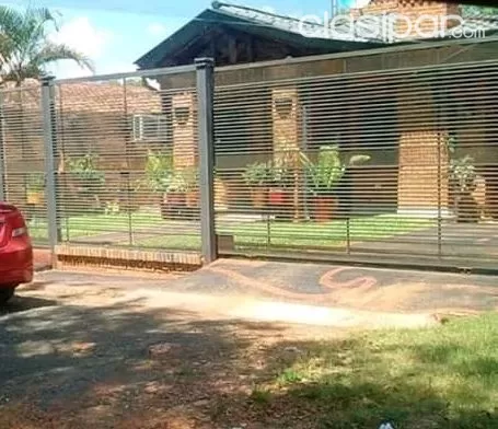 HERMOSA RESIDENCIA EN LUQUE, BARRIO YCUA DURÉ — foto 2