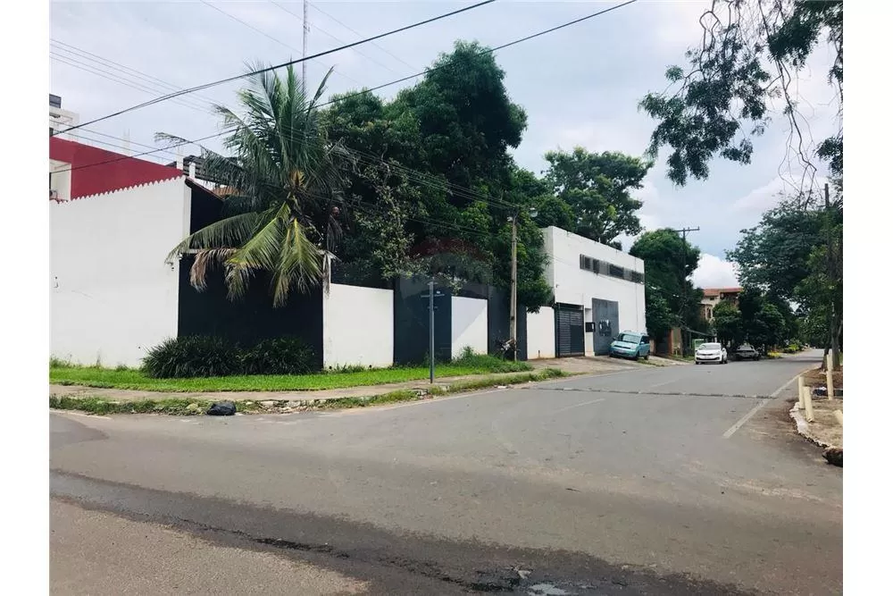 Oficinas en esquina en Fernando de la Mora 1,900,000,000 ₲ — foto 2