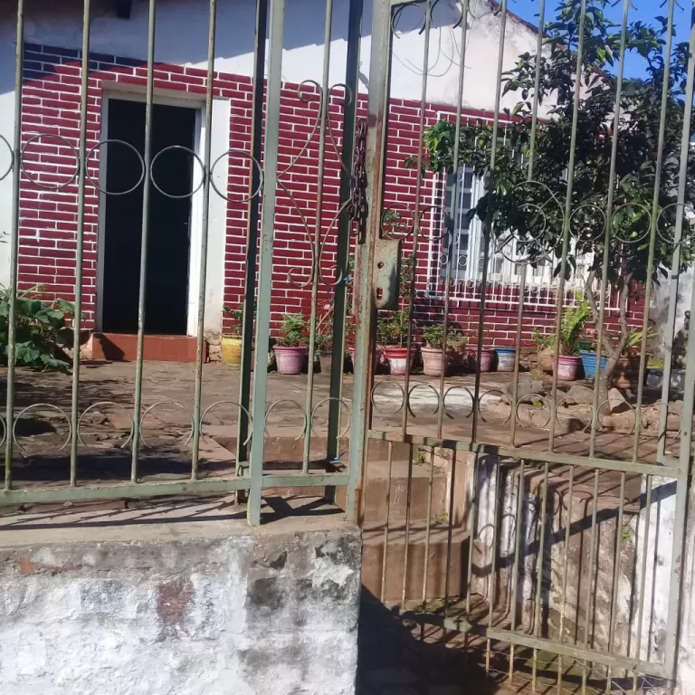Vendo Casa En El Centro Mismo de la Heroica Ciudad de Piribebuy — foto 3