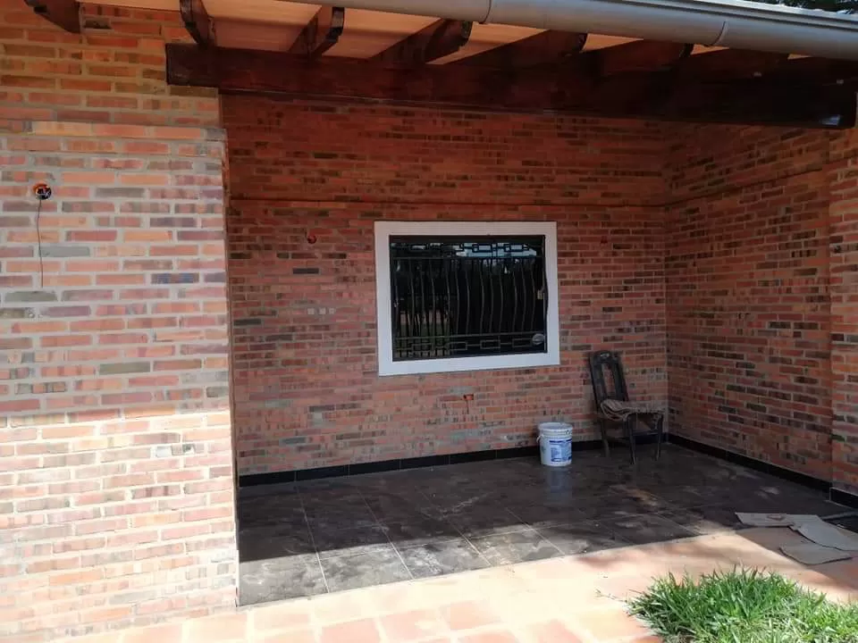Casa a estrenar en Luque — foto 2