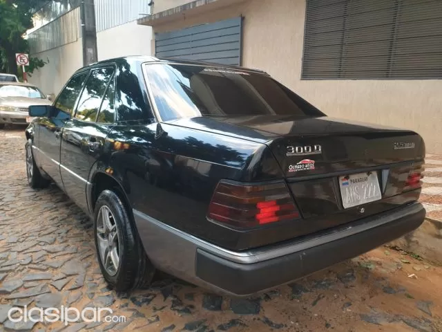 Mercedes-Benz E350 1992 — foto 3