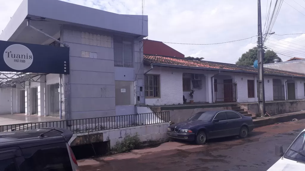 ASUNCIÓN BARRIO SAN PABLO. CASA CON SALON COMERCIAL.ESQUINA SLA VICTORIA — foto 2