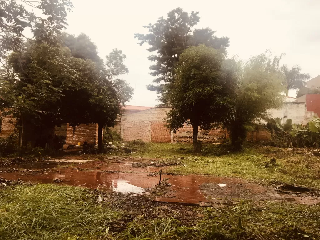2 TERRENOS EN VENTA A 1 CUADRA DE PRIMER PRESIDENTE - Barrio Mburucuya — foto 3