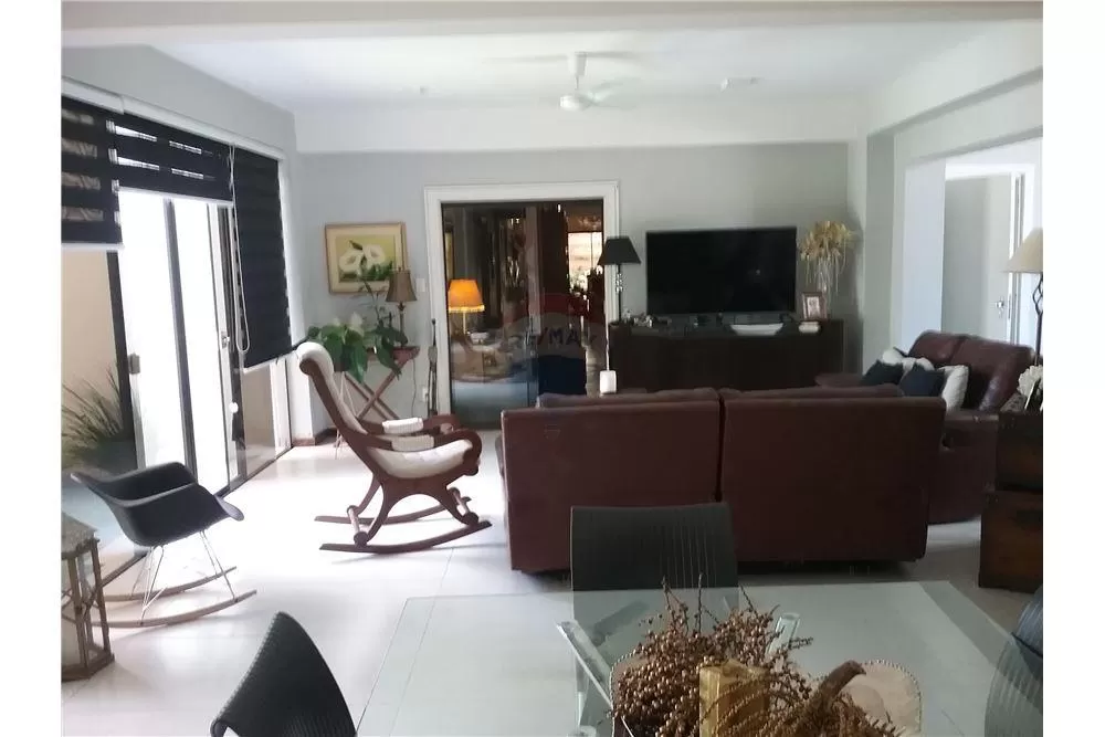 VENDO RESIDENCIA ZONA UNIVERSIDAD CATOLICA — foto 3